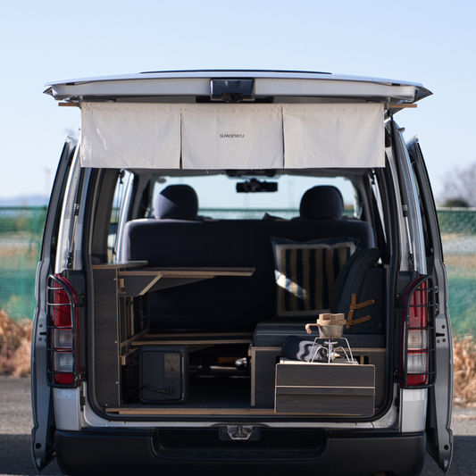 syftet IN ハイエース内装キット ブラック｜suwaneru