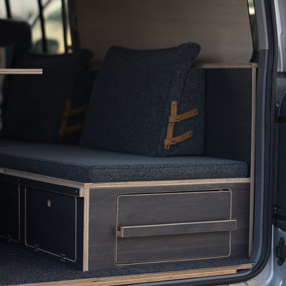 syftet IN｜ハイエース 内装キット 完成品 ブラック｜suwaneru